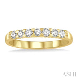 1/4 Ctw 7 Stone Round Cut Diamond Wedding Band in 14K Yellow Gold