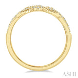 1/6 ctw Chevron Loop Lattice Round Cut Diamond Wedding Band in 14K Yellow Gold