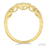 1/6 ctw Round Cut Diamond Wedding Band in 14K Yellow Gold
