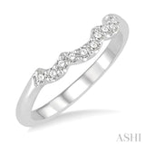 1/5 Ctw Waves Center Round Cut Diamond Wedding Band in 14K White Gold