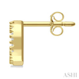 1/8 Ctw Initial 'Q' Round Cut Diamond Earrings in 10K Yellow Gold