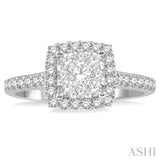 Lovebright Essential Diamond Engagement Ring