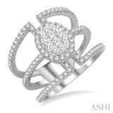 Oval Shape Lovebright Diamond Fashion Ring