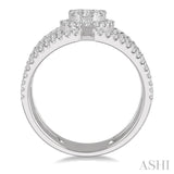 Oval Shape Lovebright Diamond Fashion Ring