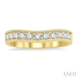 1/2 ctw Arched Round Cut Diamond Wedding Band in 14K Yellow Gold