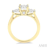 3 Stone Lovebright Essential Diamond Ring